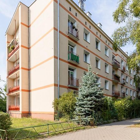 Roomy Apartment Oczapowskiego In Bielany By Noclegi Renters Warschau Exterior foto